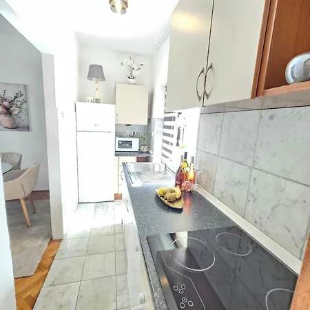 Miro Apartmán *