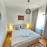 Miro Apartamento Makarska