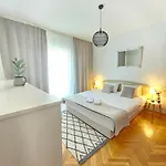 Miro * Makarska
